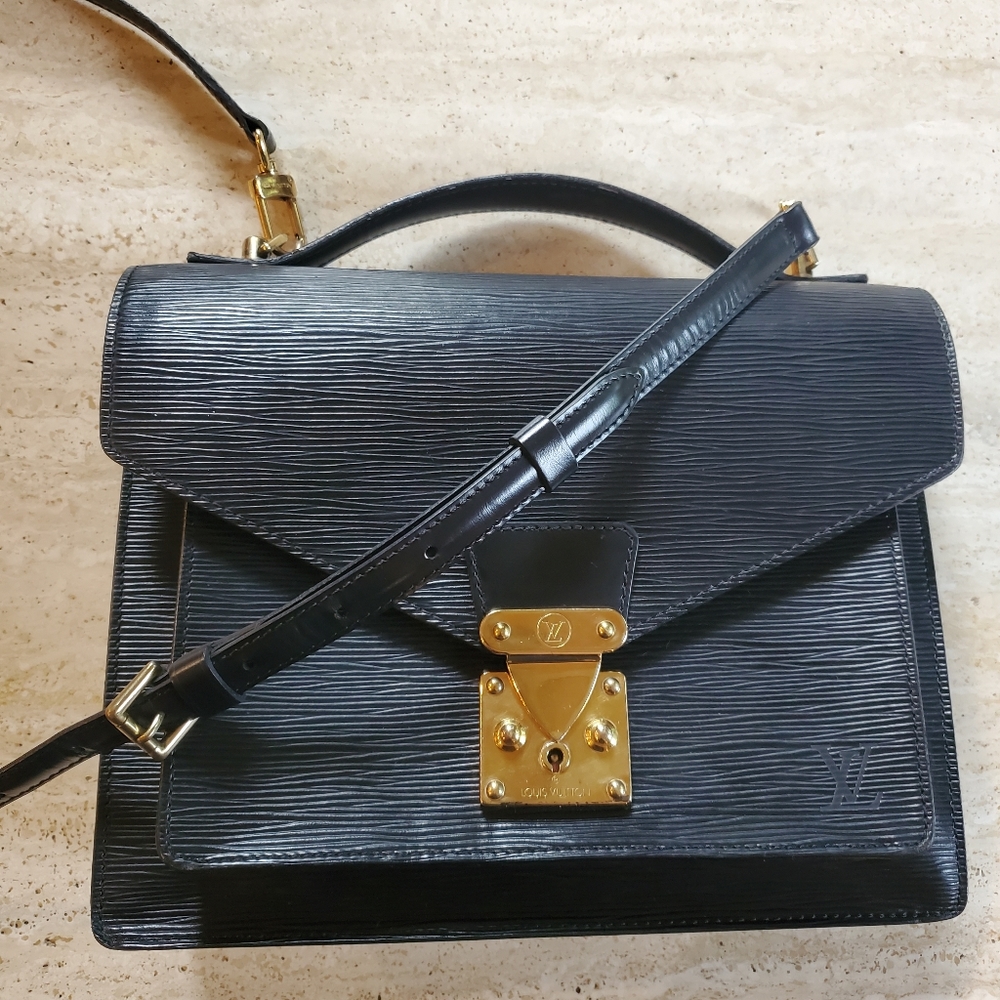 Louis vuitton monceau black epi leather